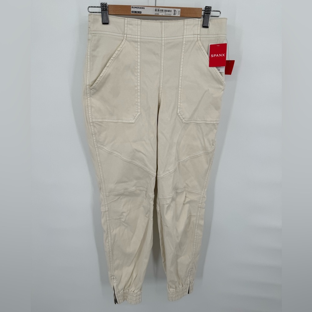 Spanx Stretch Twill Cargo Jogger Pants Women's size M Off White Parchment NWT